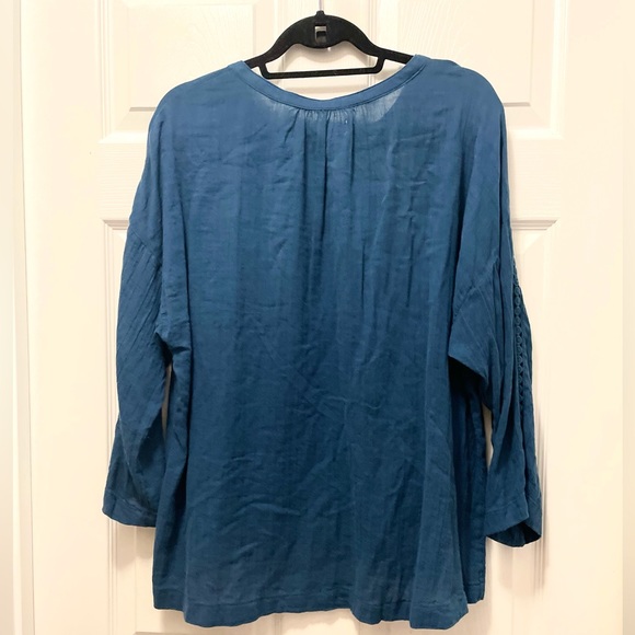 Set of 3 Women’s Long Sleeve Tops Size Large - Picture 9 of 10